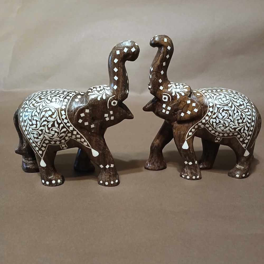 Pair Of Vintage Inlaid Dark Wood Elephants 6.5 Inch Tall India Decor Handmade